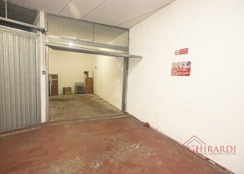 1.5 BOX..jpg - Box VIA DELL'ACCIAIO  21, Genova - foto 1