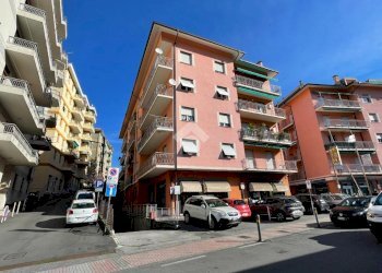 Four-room apartment Via Giacomo Poirè, Sant'Olcese - photo 3