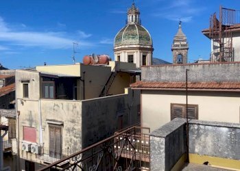 Vista - Apartment piazza Duomo, Carini - photo 1