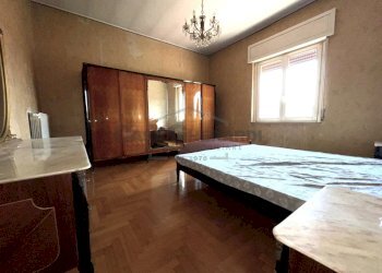 CAMERA GRANDE .jpeg - Trilocale Via Repubblica 36, Curno - foto 10