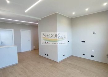 Three-room apartment Airasca - photo 1