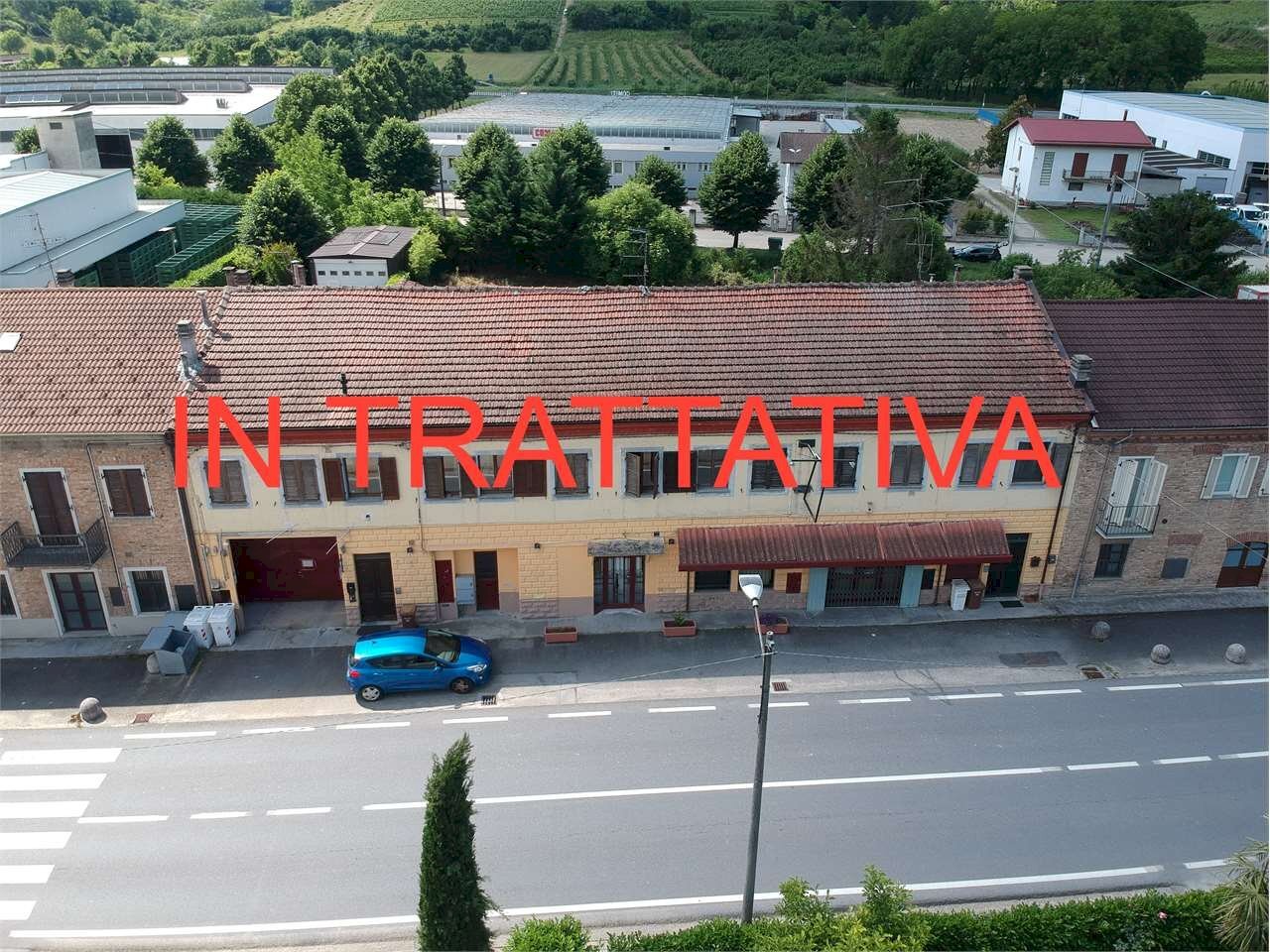 Stable - Palace Corneliano d'Alba - photo 1