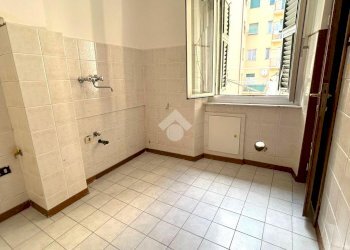 Bilocale Via Enrico Cialdini, Genova (zona Voltri) - foto 6