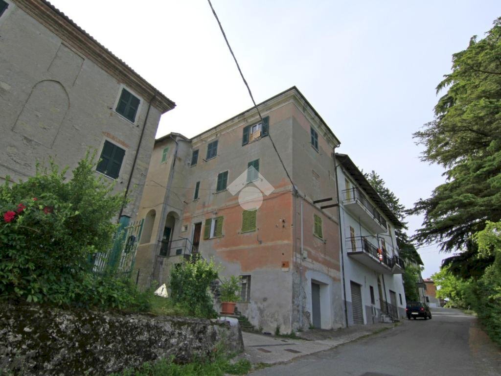 Bilocale Salita Acquasola, Parodi Ligure - foto 1