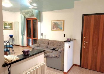 Casa indipendente Via Menocchia, Montefiore dell'Aso - foto 5