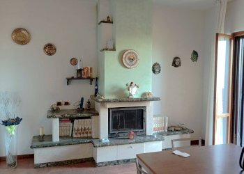 Casa indipendente Via Menocchia, Montefiore dell'Aso - foto 7