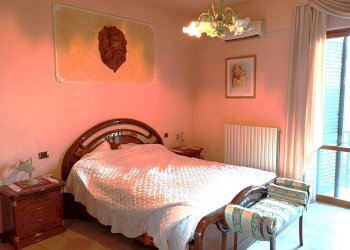 Casa indipendente Via Menocchia, Montefiore dell'Aso - foto 11