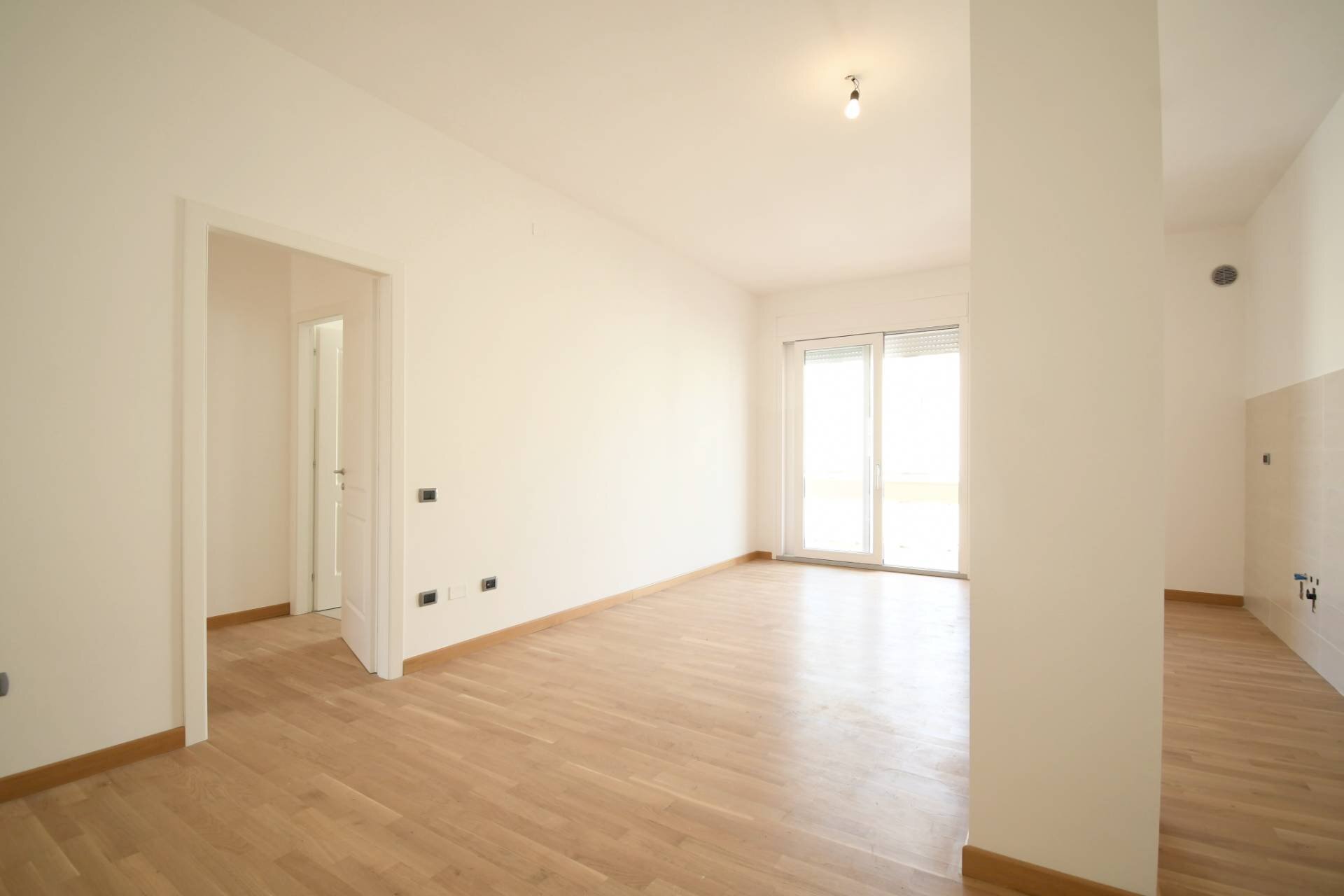 Three-room apartment Via Antonio Lo Frasso, Cagliari (neighborhood San Benedetto) - photo 2