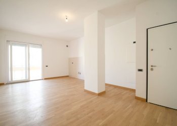 Trilocale Via Antonio Lo Frasso, Cagliari (zona San Benedetto) - foto 1