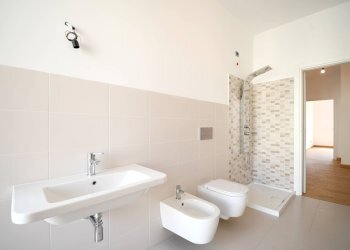 Trilocale Via Antonio Lo Frasso, Cagliari (zona San Benedetto) - foto 7