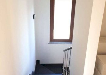 Interno palazzo - Villa a Schiera via Croce, 39, San Maurizio Canavese - foto 5