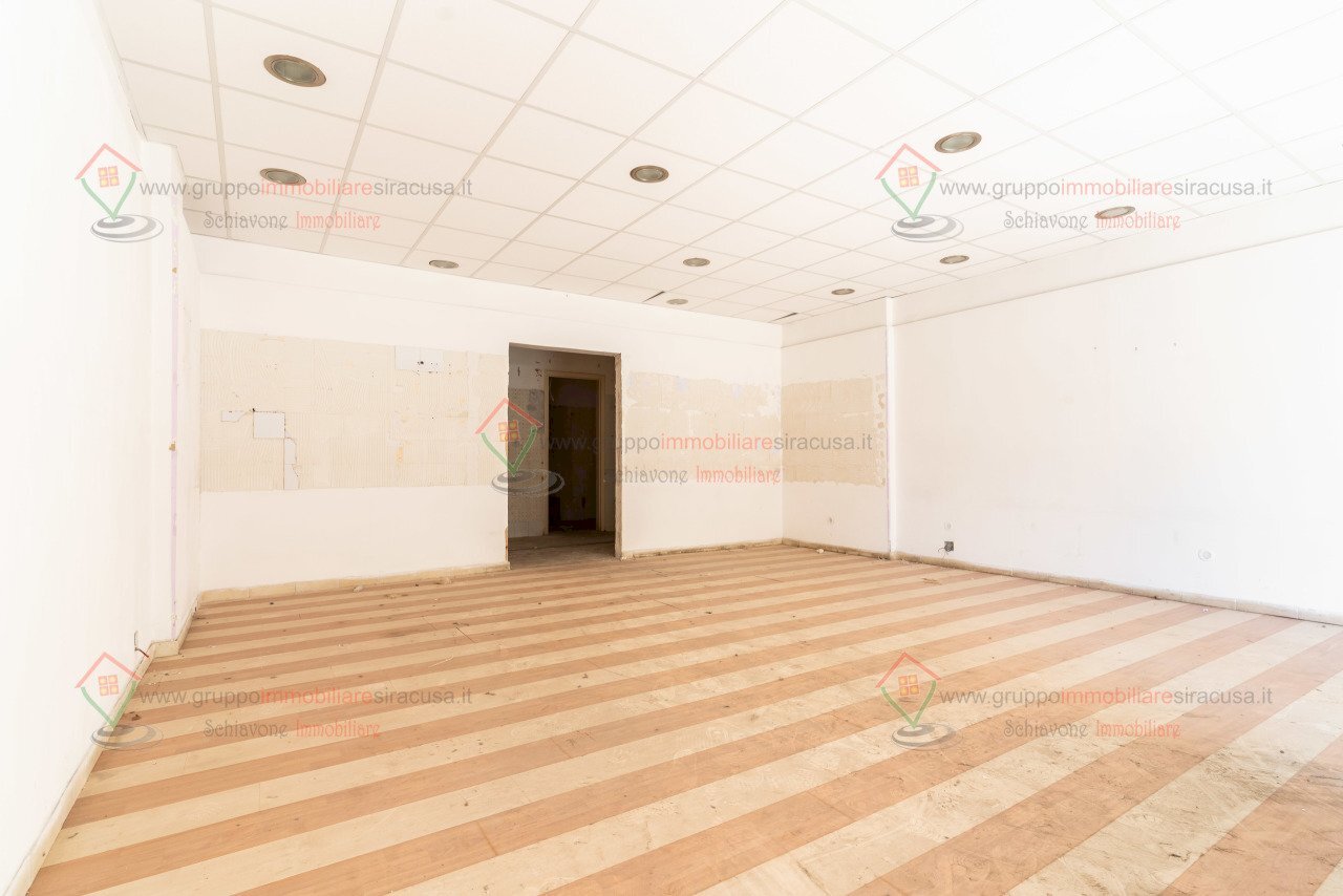 RIC08028.jpg - Commercial Premises Siracusa - photo 2