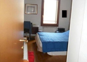 f21.jpg - Appartamento vicolo dei servi 10, Padova - foto 21