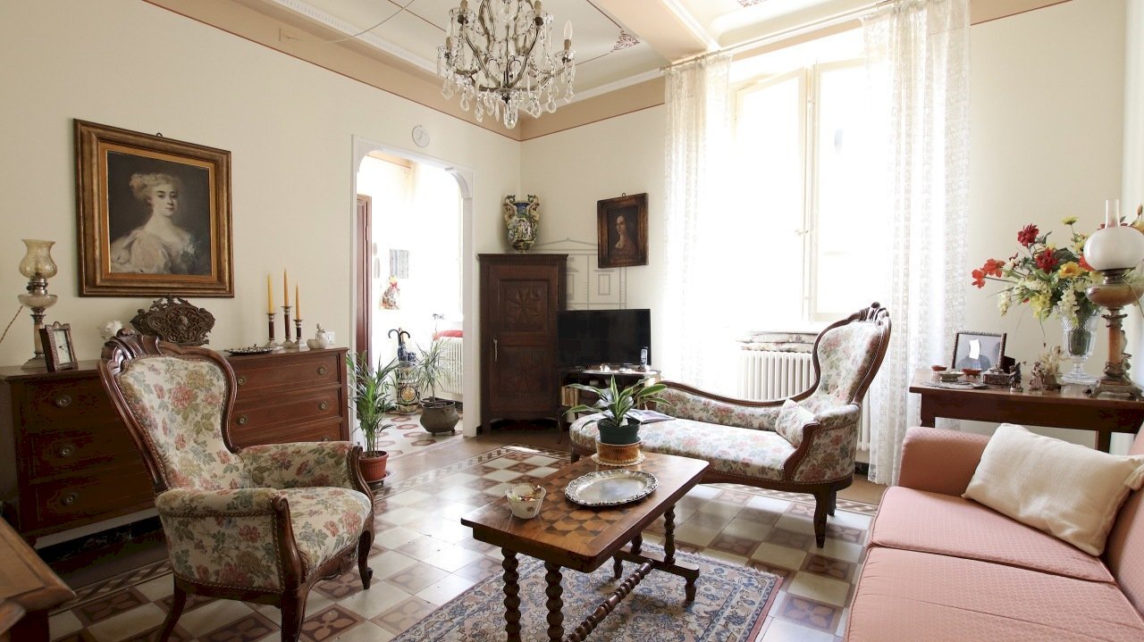 vendesi appartamento centro storico luccaIMG_2207. - Appartamento Piazzale Giuseppe Verdi 1, Lucca - foto 3