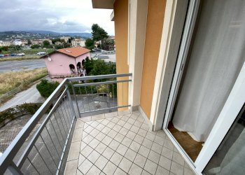 image00025.jpeg - Appartamento Strada Ai Gorleri 9, Diano Marina - foto 12