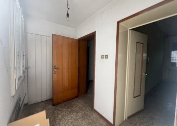 IMG_7590.JPG - Casa indipendente Piazza Alfredo Baccarini 1, Finale Emilia - foto 25