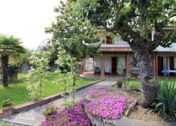 Semi-detached house Località carrara, Terzo - photo 5