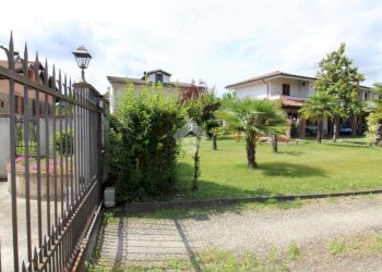 Semi-detached house Località carrara, Terzo - photo 14