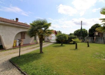 Semi-detached house Località carrara, Terzo - photo 43