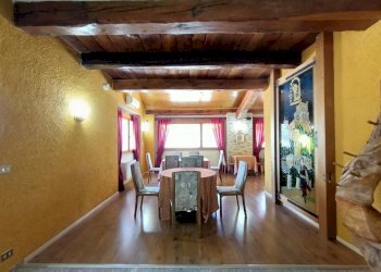 Locale Commerciale Frazione Beuve, 12, Sarre - foto 8