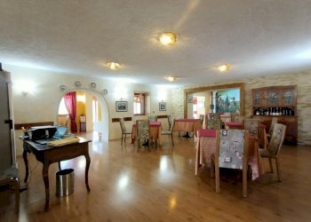 Locale Commerciale Frazione Beuve, 12, Sarre - foto 21