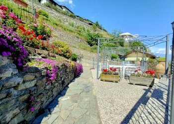 Locale Commerciale Frazione Beuve, 12, Sarre - foto 4