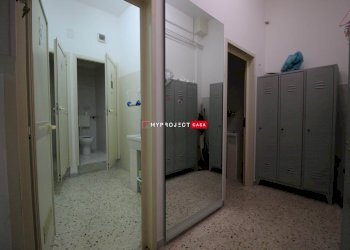 Negozio Via Madonna Piccola, Martina Franca - foto 15