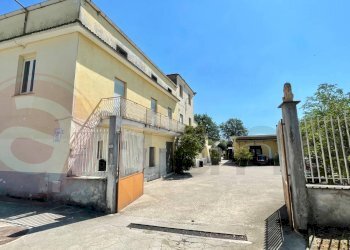 Stabile - Palazzo Via per la stazione, Castrocielo - foto 4