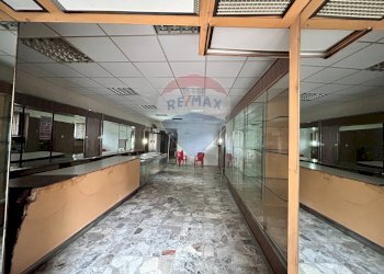 Locale Commerciale Via Aniello Falcone, Napoli (zona Vomero) - foto 6