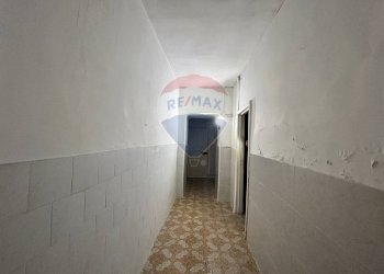 Locale Commerciale Via Aniello Falcone, Napoli (zona Vomero) - foto 22