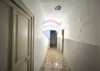 Locale Commerciale Via Aniello Falcone, Napoli (zona Vomero) - foto 23