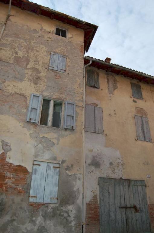 Facciata - Stabile - Palazzo via G. Rossi, 21, San Giorgio di Piano - foto 2