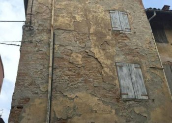 Facciata - Stabile - Palazzo via G. Rossi, 21, San Giorgio di Piano - foto 1