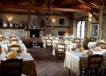 filename-dpp-0201-jpg.jpg - Locale Commerciale Capannori - foto 5