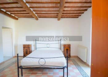 CAMERA DA LETTO - Four-room apartment Via Cattaneo 125, Corciano - photo 7