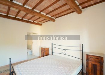 CAMERA DA LETTO - Four-room apartment Via Cattaneo 125, Corciano - photo 8