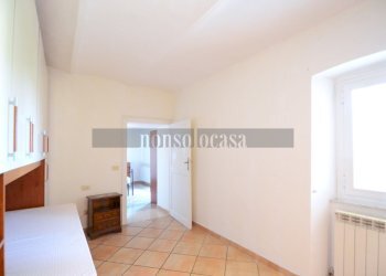 TERZA CAMERA - Four-room apartment Via Cattaneo 125, Corciano - photo 23