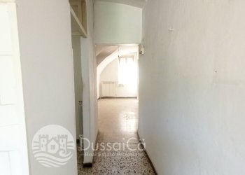 Trilocale via dante alighieri, 22, Dolceacqua - foto 9