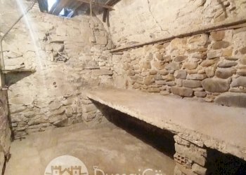 Trilocale via dante alighieri, 22, Dolceacqua - foto 12