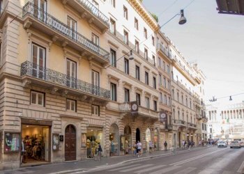 dintorni - Office via del Corso, 333, Roma (neighborhood Centro Storico) - photo 3