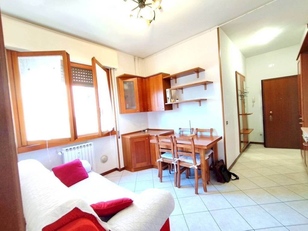 Salone - Two-room apartment via Luigi Capuana, 50, Rho - photo 2