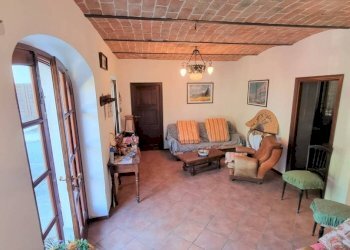 Salone - Rustico via Braglia, Vaglio Serra - foto 8