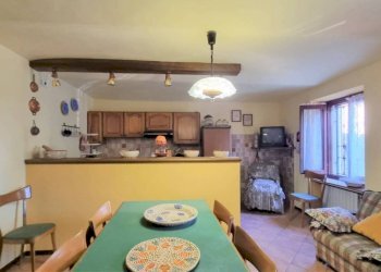 Cucina - Rustico via Braglia, Vaglio Serra - foto 15