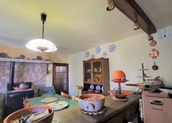 Cucina - Rustico via Braglia, Vaglio Serra - foto 16