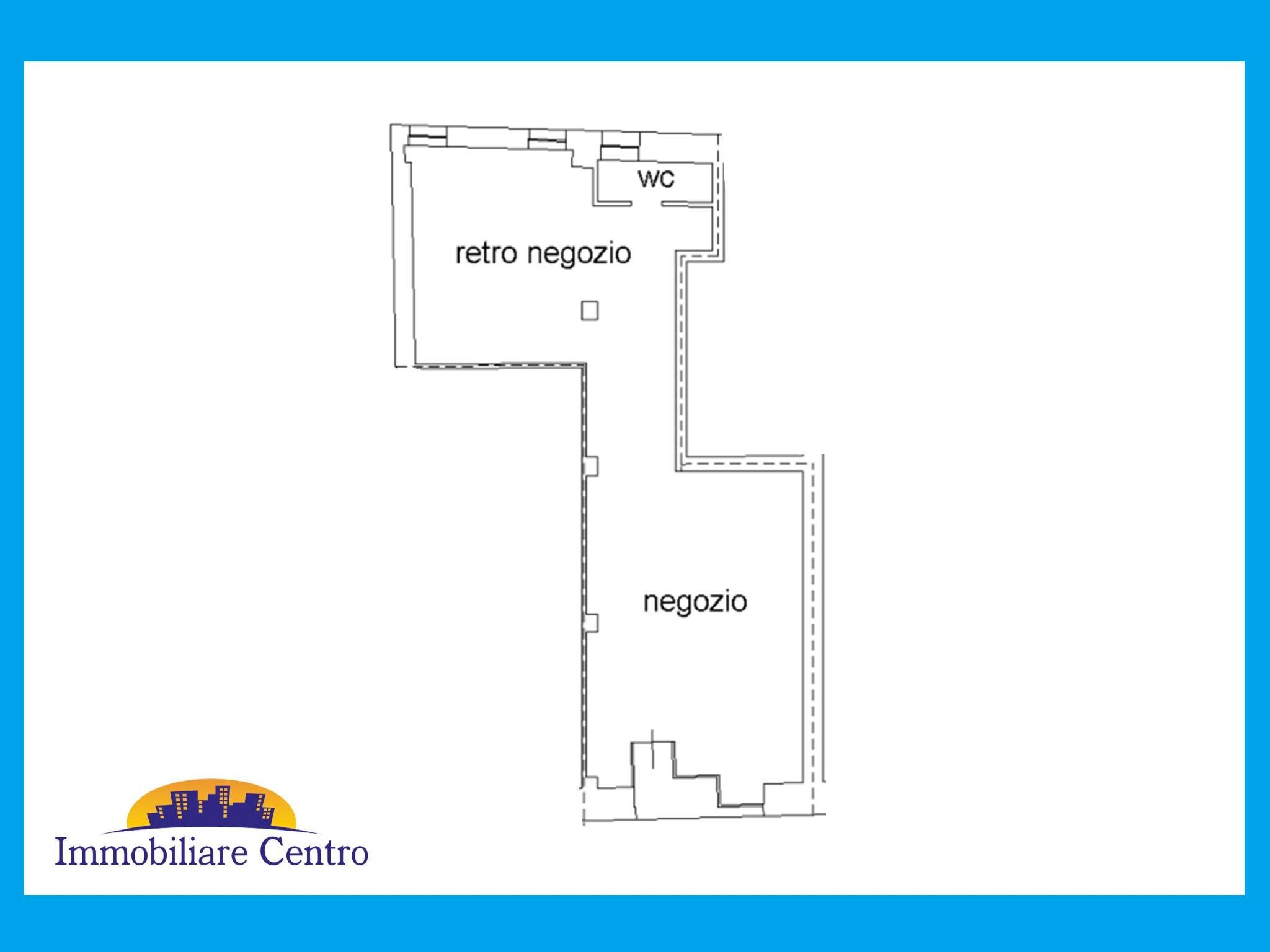Shop piazza 4 Novembre, 10, Povegliano Veronese - floor plans 1