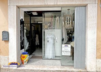 Vista - Shop piazza 4 Novembre, 10, Povegliano Veronese - photo 3