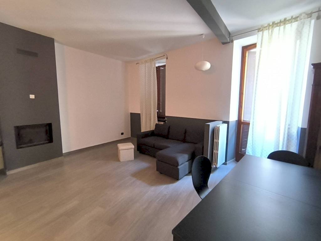 Salone - Three-room apartment via Porta di Vasco, 7, Mondovì - photo 1