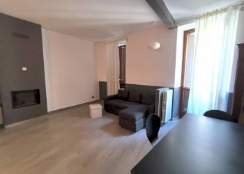 Salone - Three-room apartment via Porta di Vasco, 7, Mondovì - photo 1