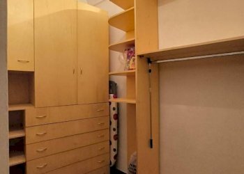 Stanza arredata - Appartamento via Porta di Vasco, 7, Mondovì - foto 18