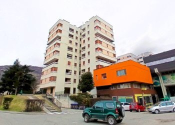 Zona - Trilocale via Andrea Maffei, 90, Sondrio - foto 1